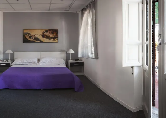 Pirandello Otel